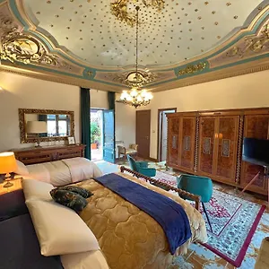 Allure Palace Bed & Breakfast